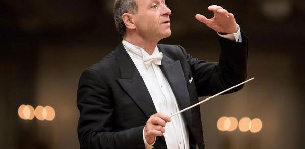IVÁN FISCHER ET SON ORCHESTRE DU FESTIVAL DE BUDAPEST ENCHANTENT LA SALLE PLEYEL
